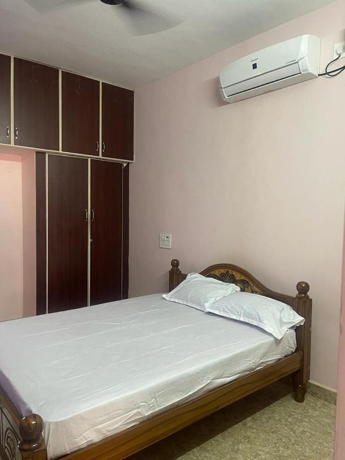 White Home Service Apartment 2Bhk Madurai Eksteriør bilde